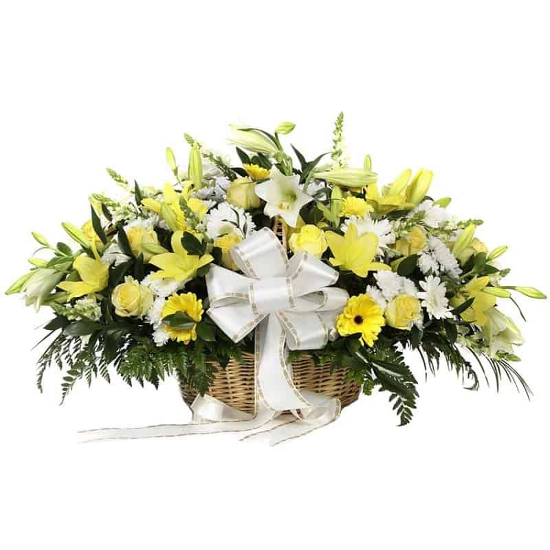 Arranjo de flores em cesta de vime para funeral - SAUDADE